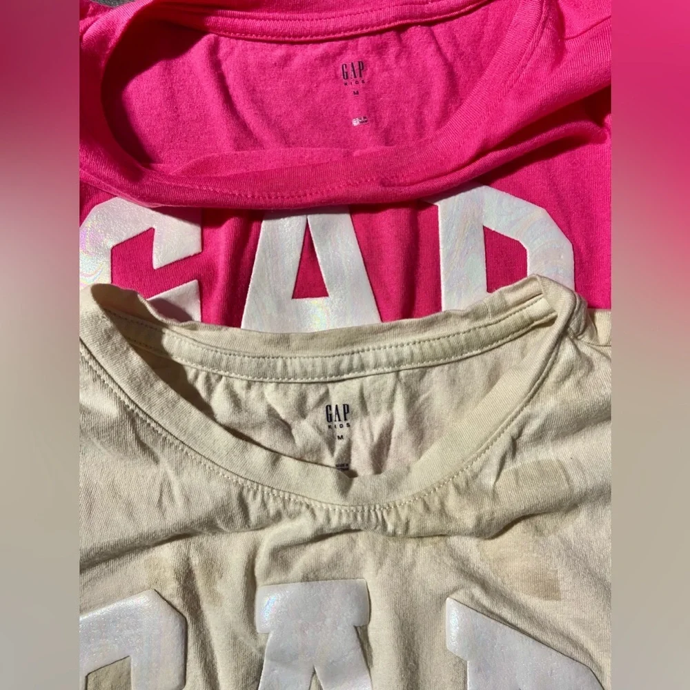 Girls GAP Kids Logo Short Sleeve Tshirt Bundle Size Medium 8 Tee Lot of 2